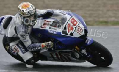 NUEVA MAQUINA EN MOTO GP!!!JORGE LORENZO ARRIBA